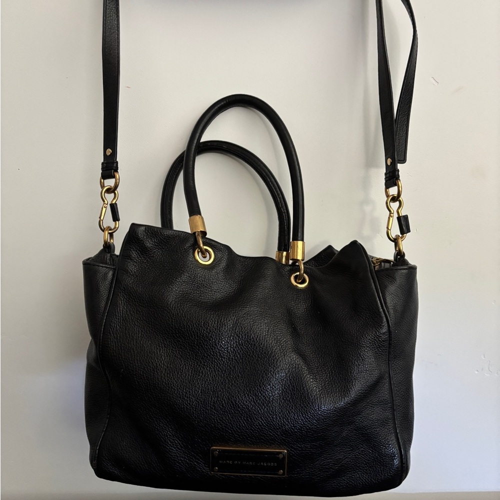 Marc By Marc Jacobs Black and Gold Shoulder Bag